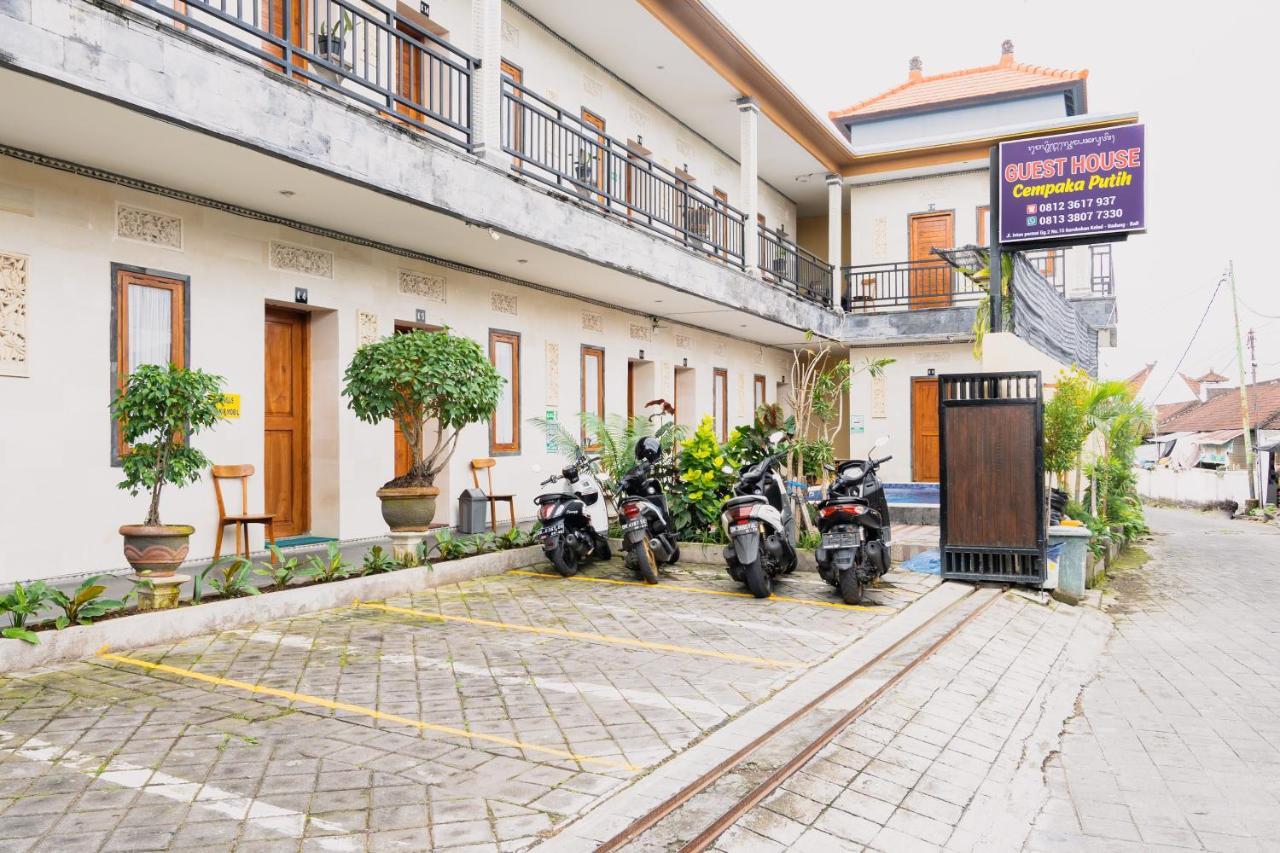 Guesthouse Cempaka Putih Семіньяк Екстер'єр фото